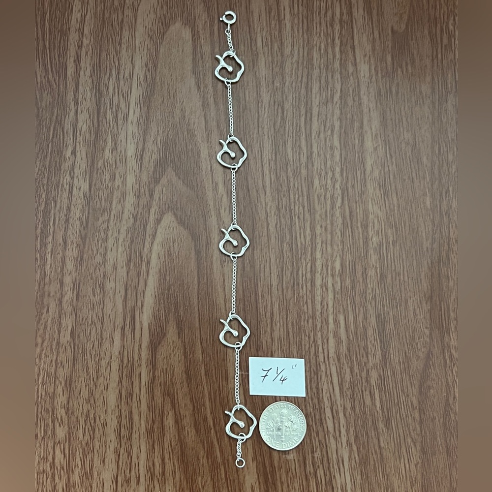 Apple‎ bracelet